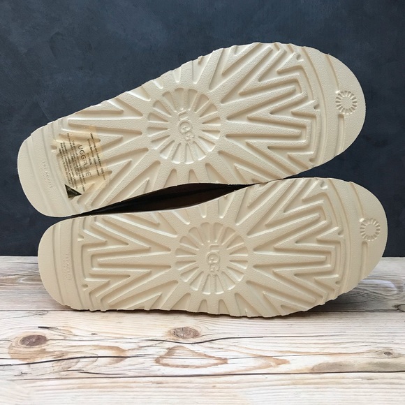 Ugg Highland Field Boot Sheepskin Lined Chestnut - Picture 15 of 16